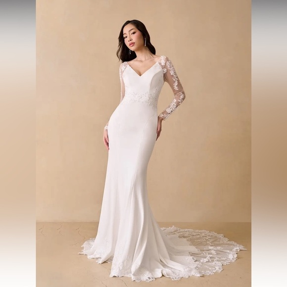 Azazie Dresses & Skirts - Azazie MISTIE Diamond White Mermaid V-Neck Sequins Crepe wedding Dress